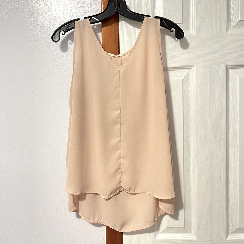 Light pink tank top